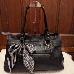 Coach F14682 Penelope Black Leather Shoulder Bag